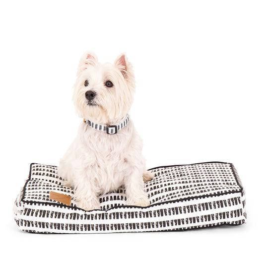 MOG AND BONE - Classic Cushion Dog Bed - Black Mosaic Print - DE Pet